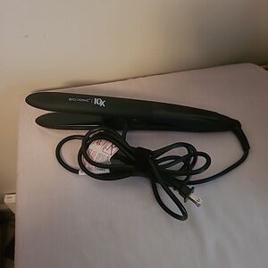 Bio Ionic 10x pro styling iron 1 inch with vibrating plates